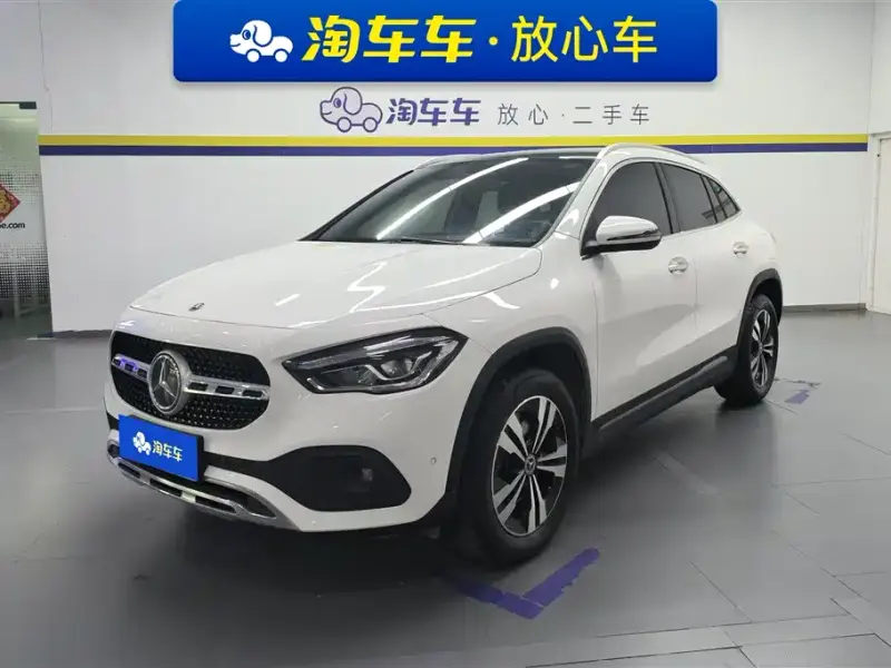 Mercedes-Benz GLA, 2021 — фото 1
