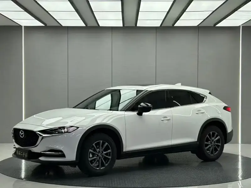Mazda CX-4, 2023