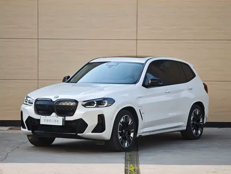 BMW iX3, 2024