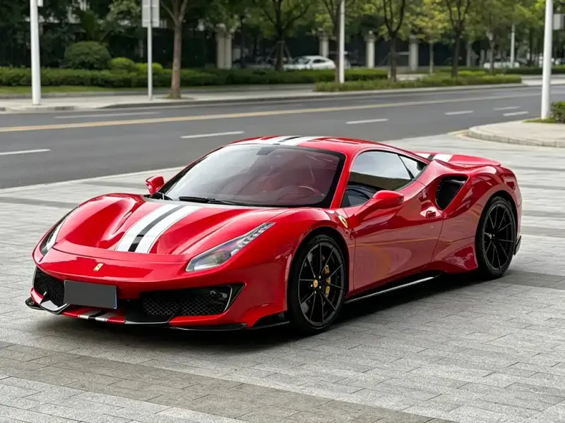 Ferrari 488, 2018