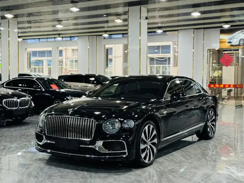Bentley Flying Spur, 2025
