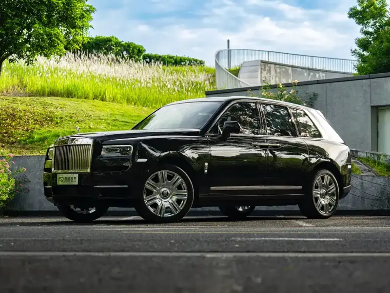 Rolls-Royce Cullinan, 2020
