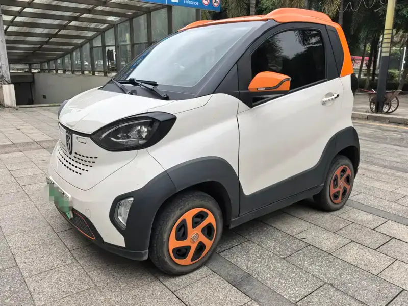 Baojun E100, 2019 — фото 1