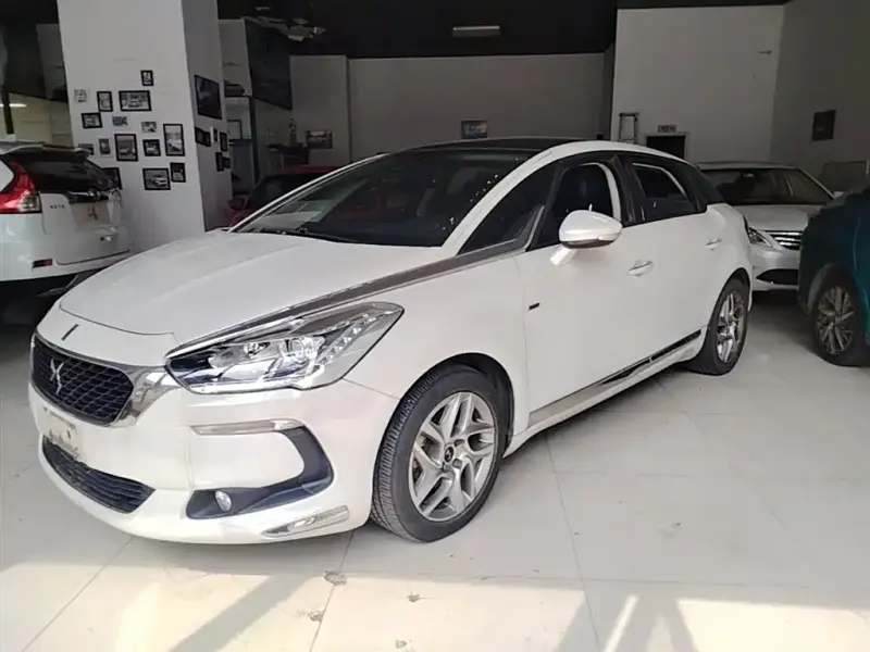 DS 5, 2016