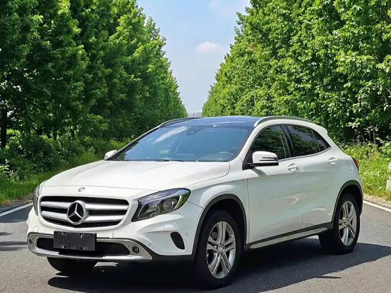 Mercedes-Benz GLA, 2016 — фото 1