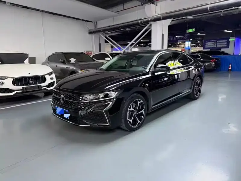 Volkswagen Passat, 2024