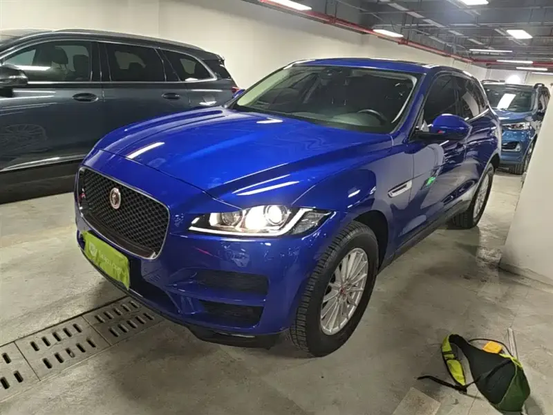 Jaguar F-PACE, 2018