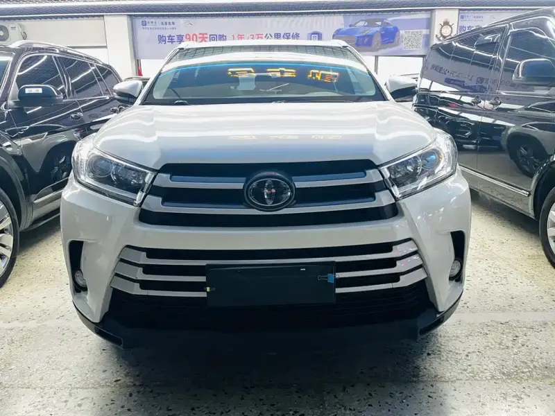 Toyota Highlander, 2018 — фото 1