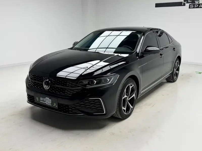 Volkswagen Passat, 2024