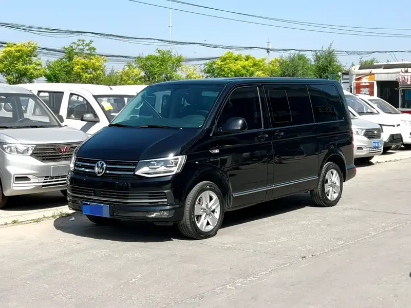 Volkswagen Multivan, 2017 — фото 1