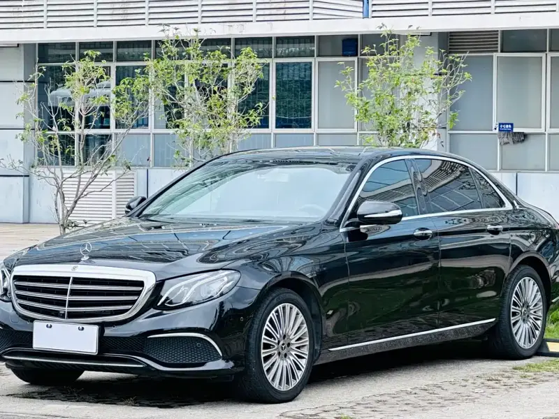 Mercedes-Benz E-Class, 2020 — фото 1