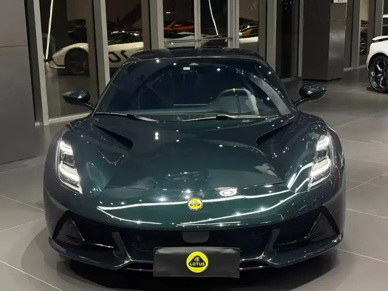 Lotus Emira, 2023