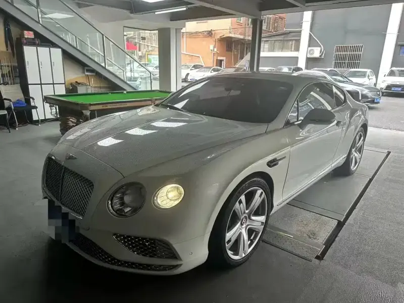 Bentley Continental, 2015