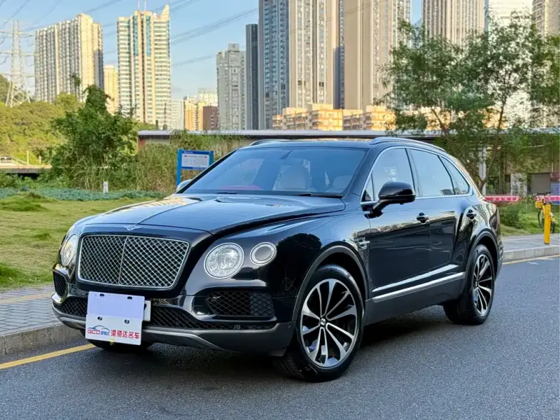 Bentley Bentayga, 2017