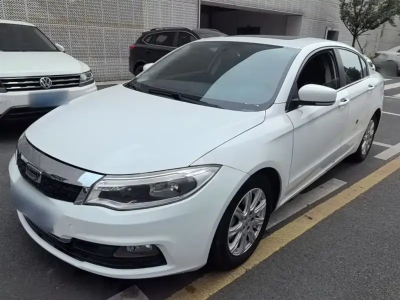 Qoros 3, 2017