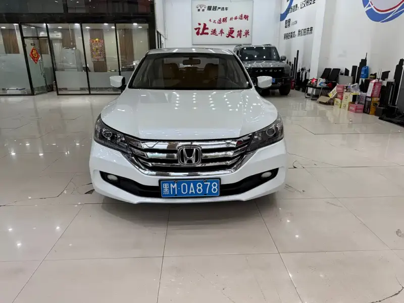 Honda Accord, 2015