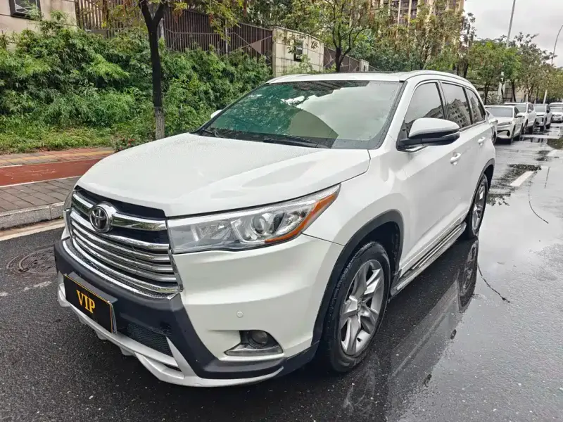 Toyota Highlander, 2015 — фото 1