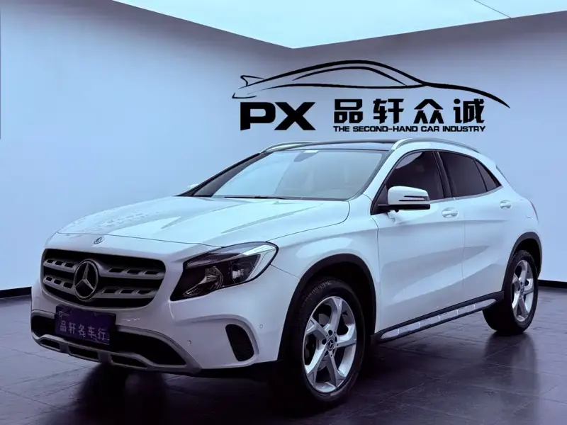 Mercedes-Benz GLA, 2017 — фото 1