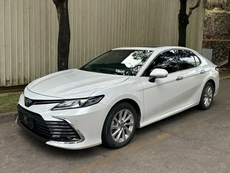 Toyota Camry, 2022