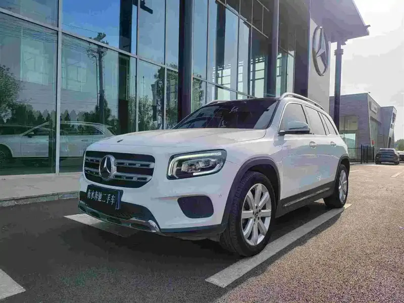 Mercedes-Benz GLB, 2020