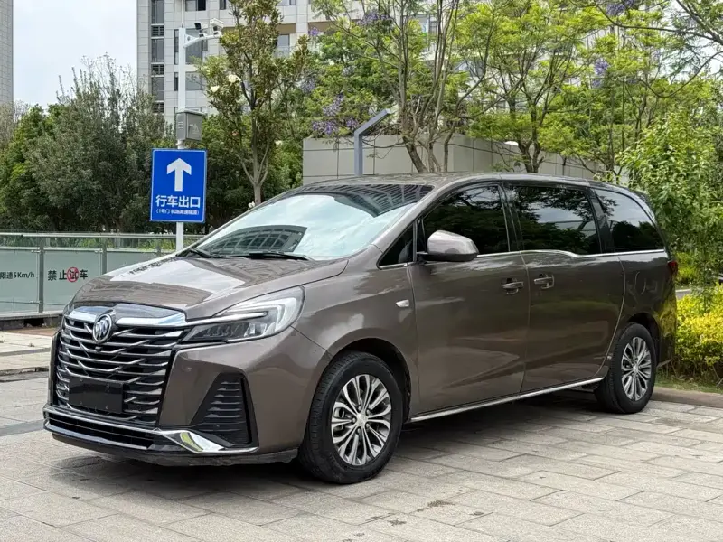 Buick GL8, 2023