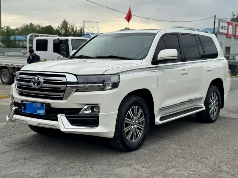 Toyota Land Cruiser, 2012