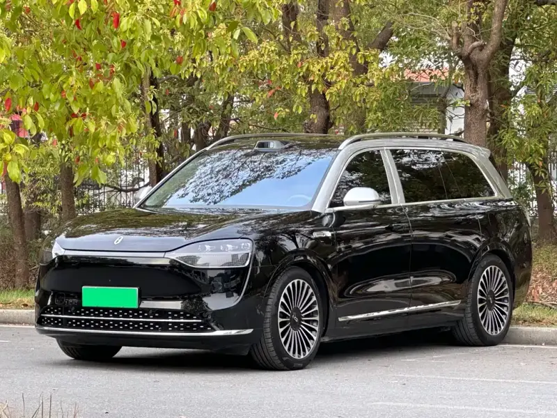AITO M9, 2025