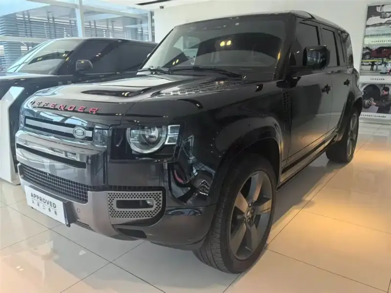 Land Rover Defender, 2023