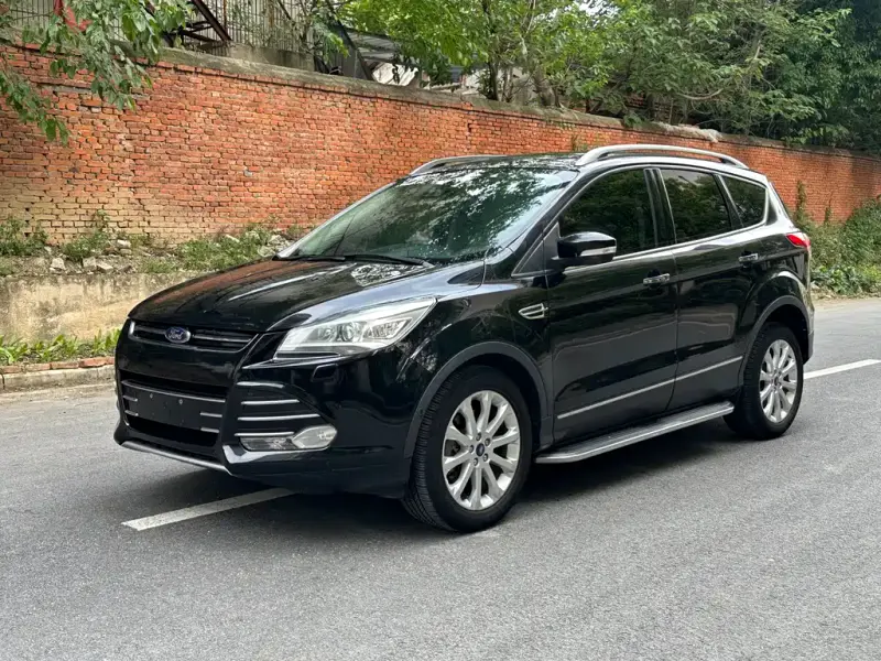 Ford Kuga, 2014