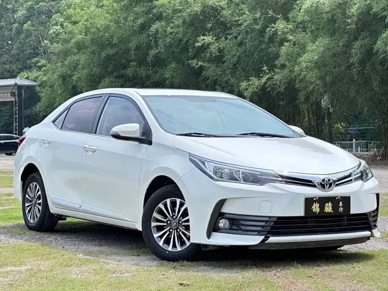Toyota Corolla, 2017 — фото 1