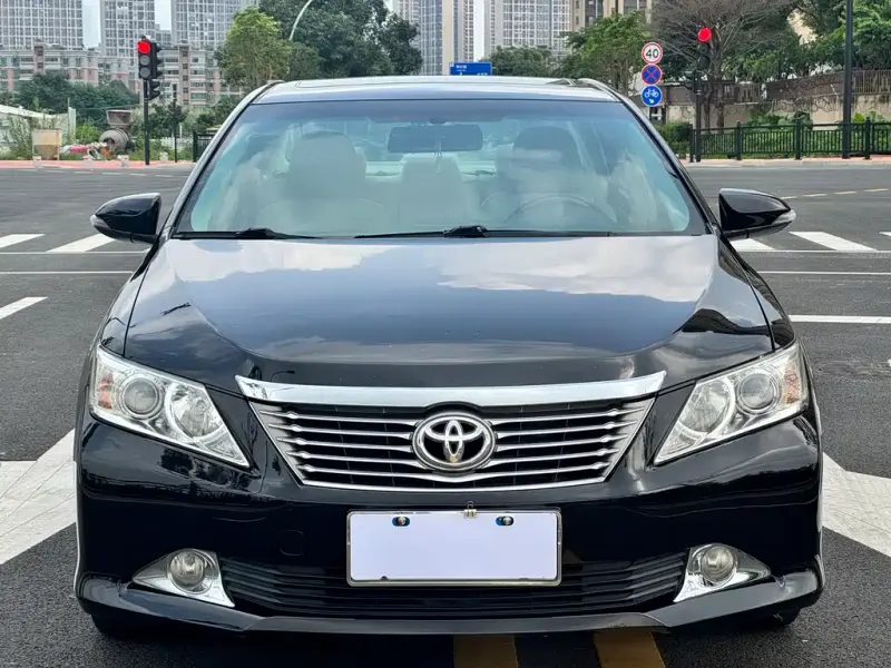 Toyota Camry, 2014