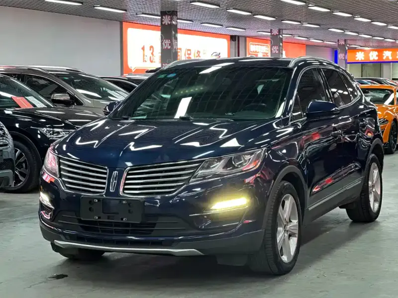 Lincoln MKC, 2017