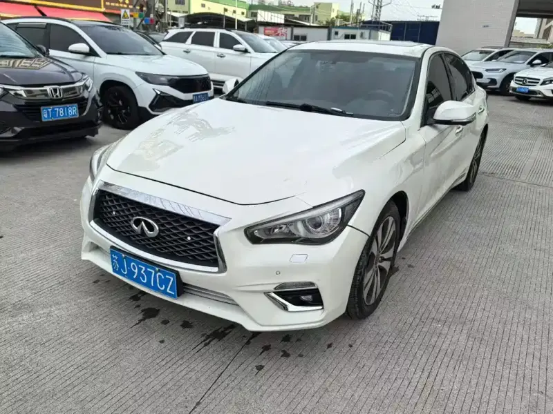 Infiniti Q50L, 2018