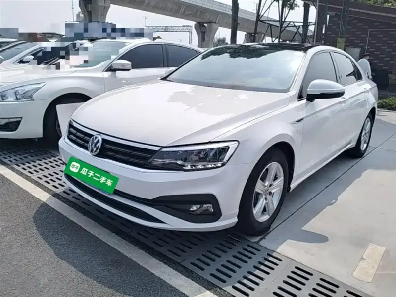 Volkswagen Lamando, 2021