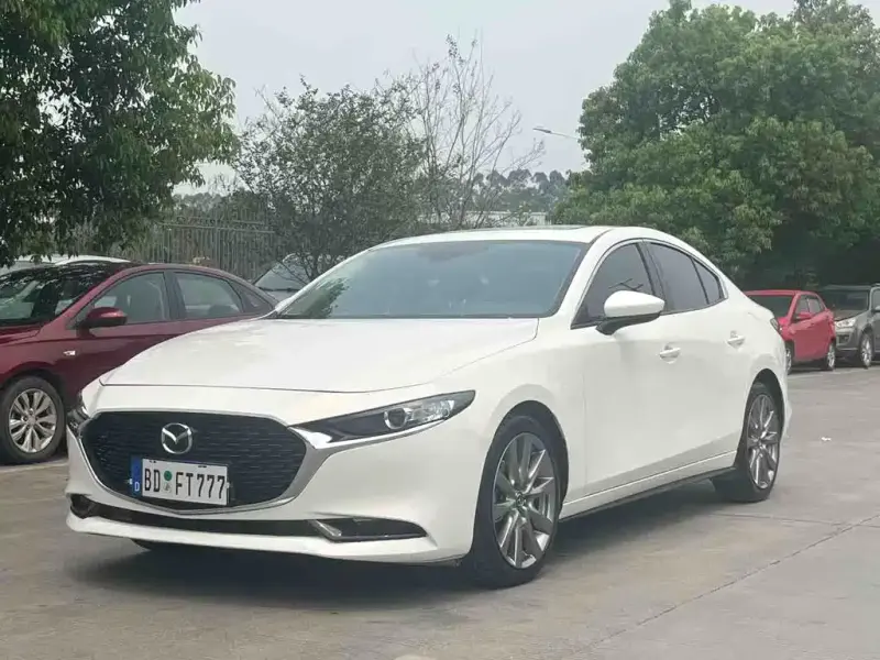 Mazda 3 Axela, 2021