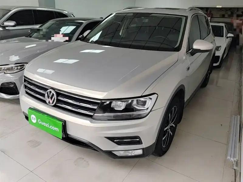 Volkswagen Tiguan L, 2018