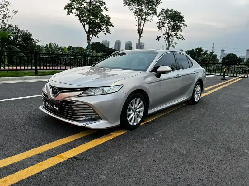 Toyota Camry, 2019