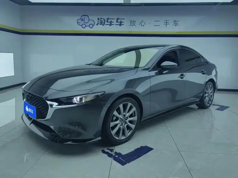 Mazda 3 Axela, 2024