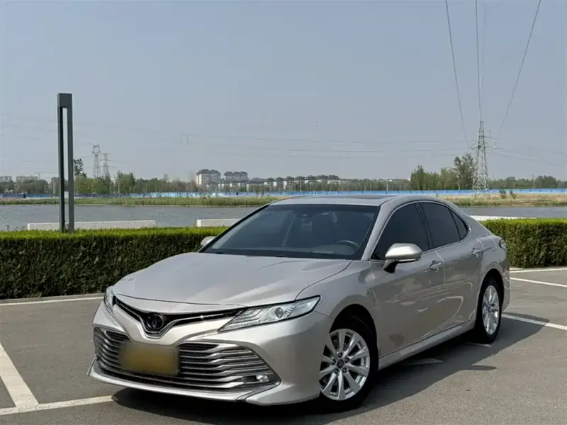Toyota Camry, 2019