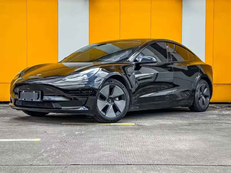 Tesla Model 3, 2021