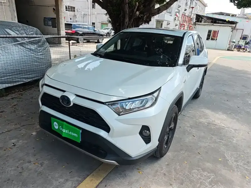 Toyota RAV4, 2021