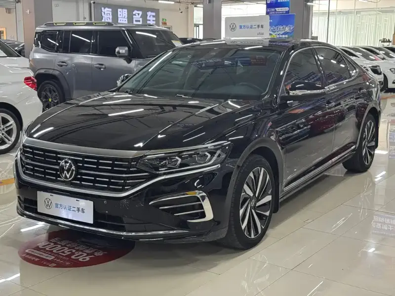 Volkswagen Passat, 2022