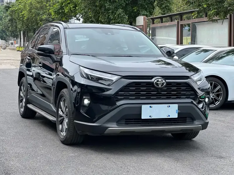 Toyota RAV4, 2024