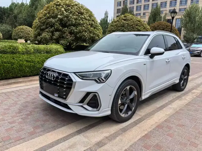 Audi Q3, 2022