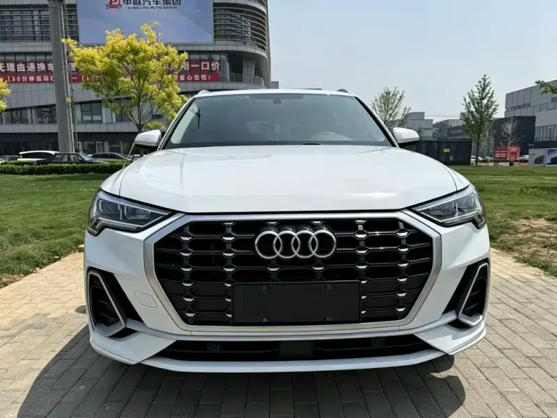 Audi Q3, 2023