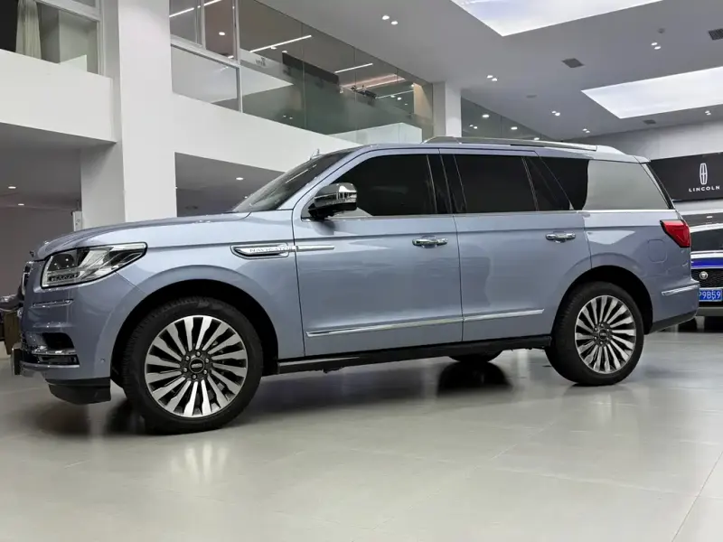 Lincoln Navigator, 2019
