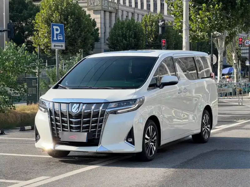 Toyota Alphard, 2018