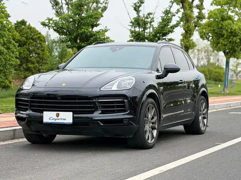 Porsche Cayenne, 2023