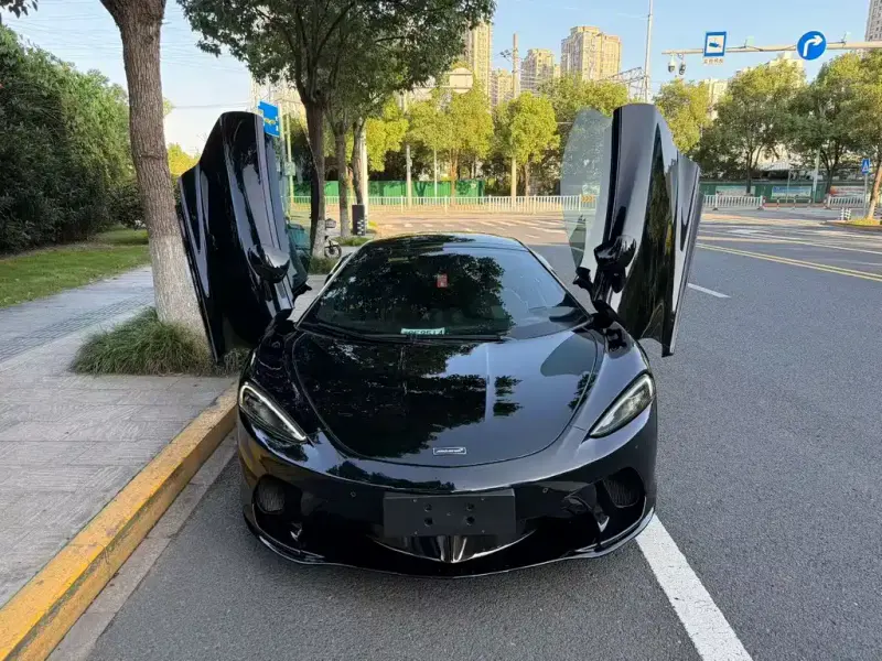 McLaren GT, 2024