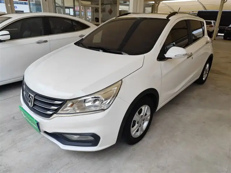 Baojun 310, 2017